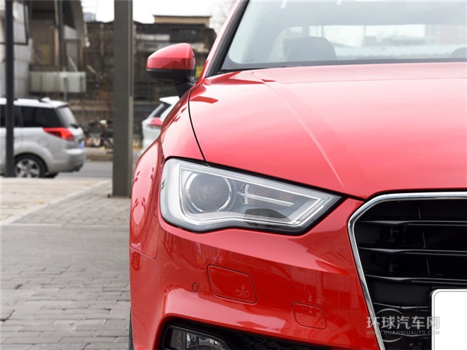 2015款 Limousine 45 TFSI S line 豪華型