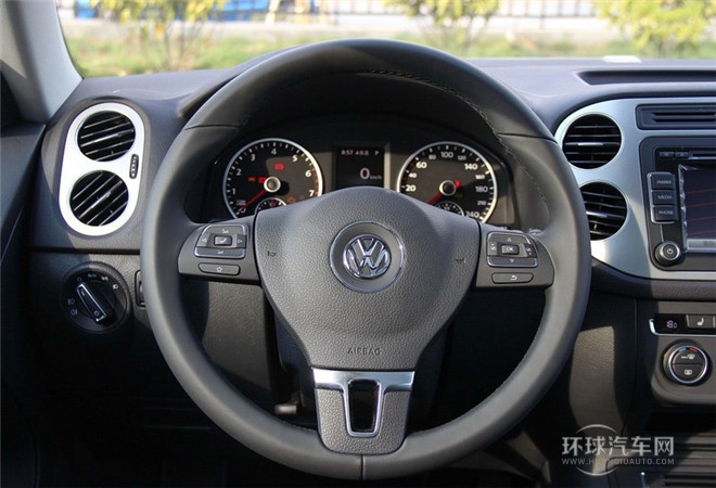 2015款 1.8TSI 手動(dòng)兩驅(qū)限量版