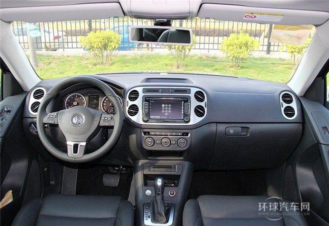 2015款 1.8TSI 手動兩驅限量版