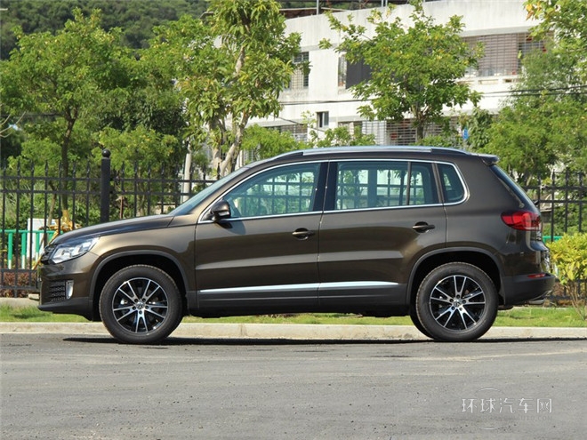 2015款 1.8TSI 手動兩驅限量版