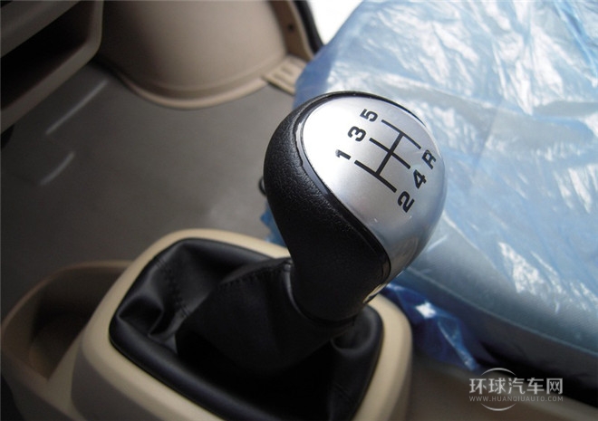 2015款 1.0L舒適型G10