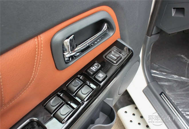 2014款 2.4L歐洲版 兩驅(qū)進(jìn)取型小雙排4G69S4N