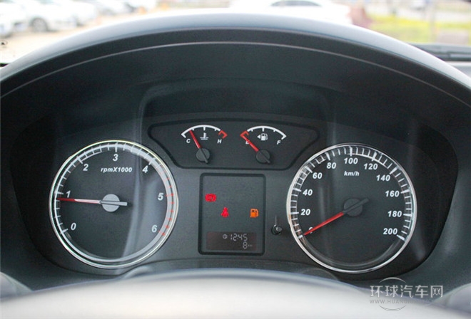 2014款 2.8T進(jìn)取型大雙排GW2.8TC