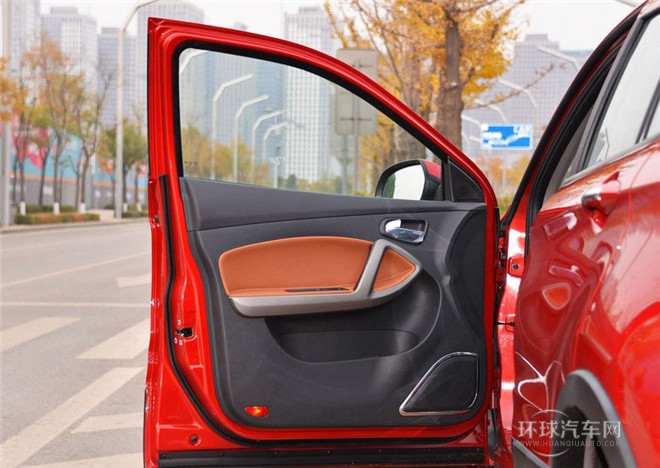 2015款 1.6L 手動智尚型