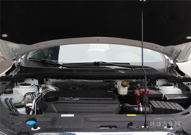 2015款 1.6L 手動智炫型