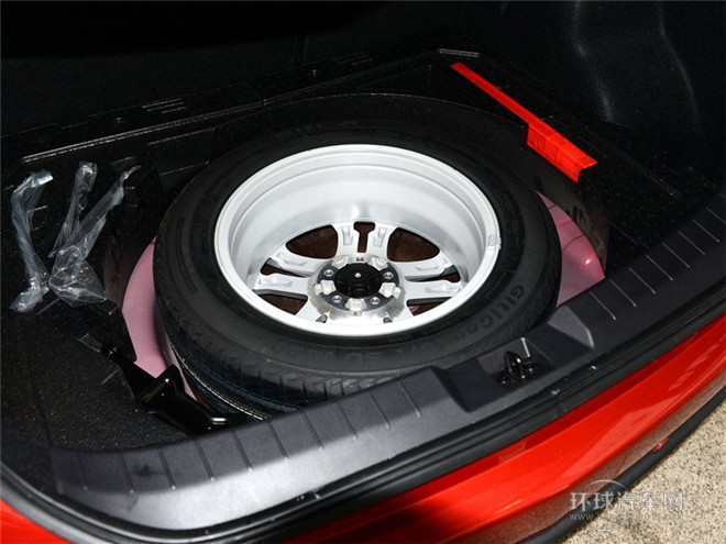 2015款 1.6L 手動智臻型