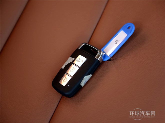 2015款 1.6L 手動智尊型