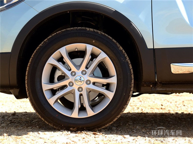 2015款 1.6L 手動智尊型