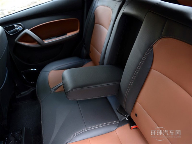 2015款 1.6L 手動智尊型