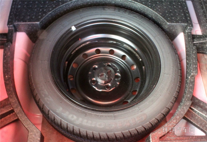 2015款 1.5L 手動(dòng)風(fēng)尚型