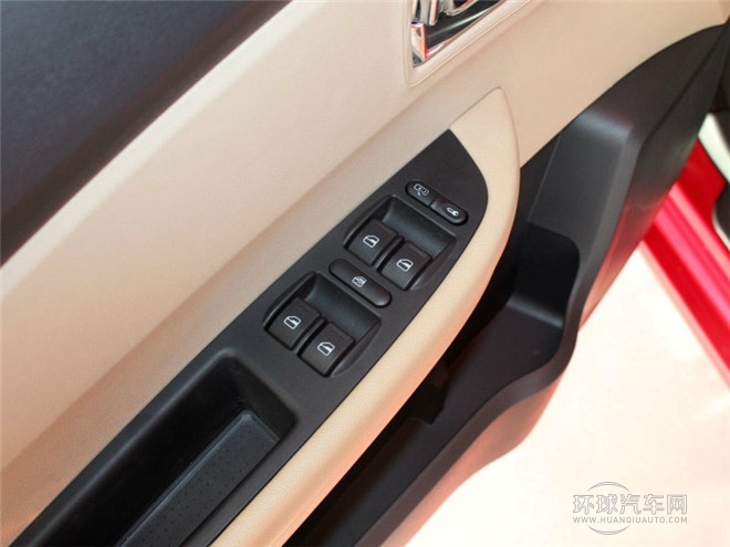 2015款 1.5L 手動風尚型