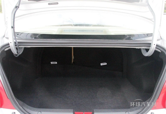 2015款 1.5L 手動趣尚版