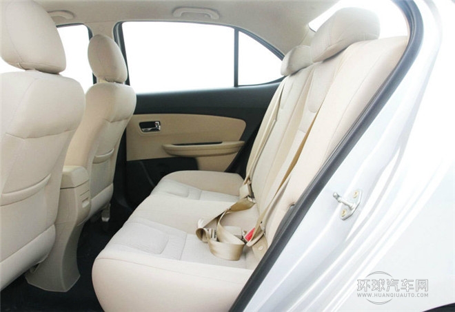 2015款 1.5L 手動(dòng)趣尚版