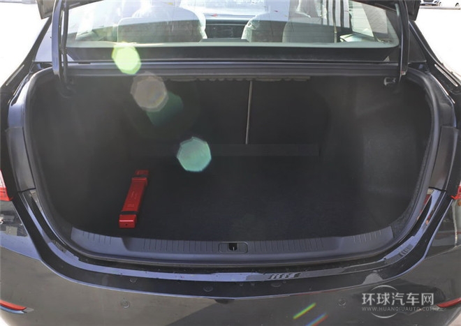 2015款 15N 手動進取型