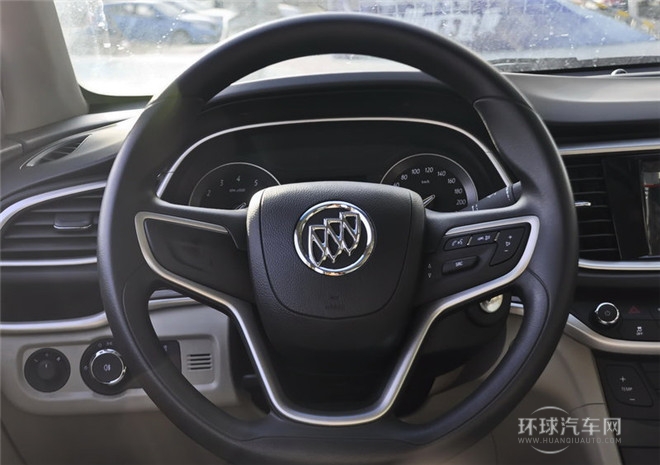 2015款 15N 手動進取型