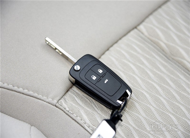 2015款 15N 手動精英型