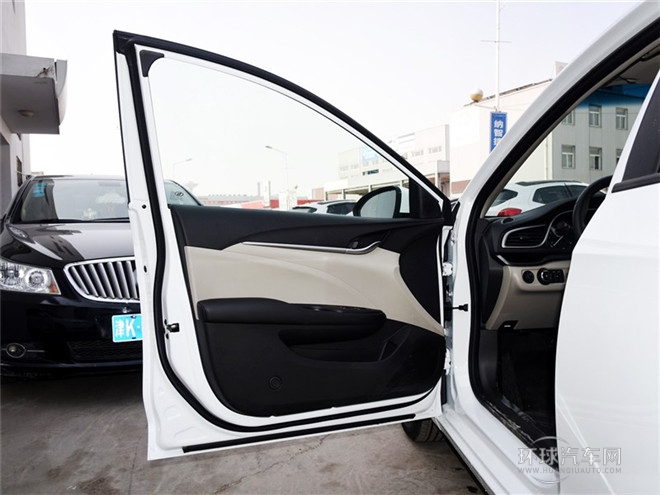 2015款 15N 手動(dòng)精英型