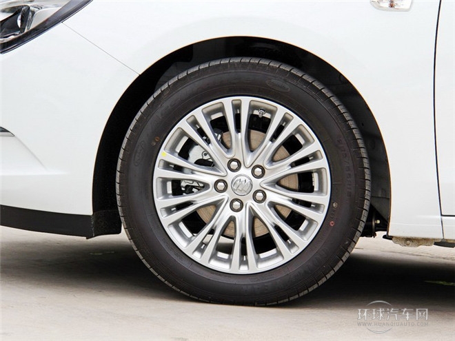 2015款 15N 自動(dòng)進(jìn)取型