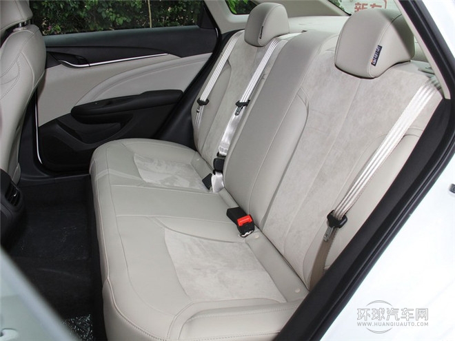 2015款 15N 自動進取型