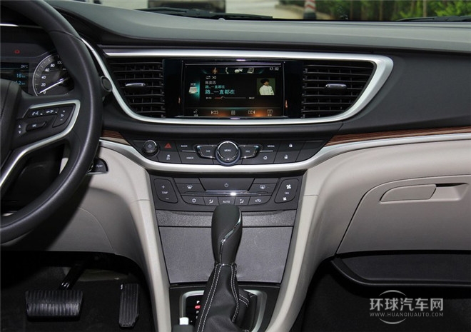 2015款 15N 自動(dòng)進(jìn)取型