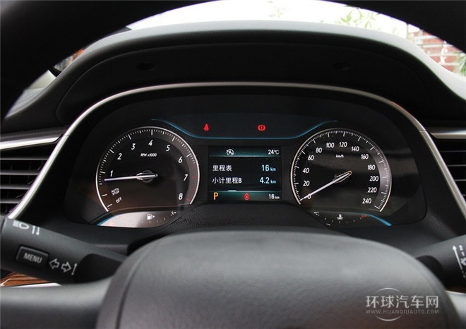 2015款 15N 自動進(jìn)取型