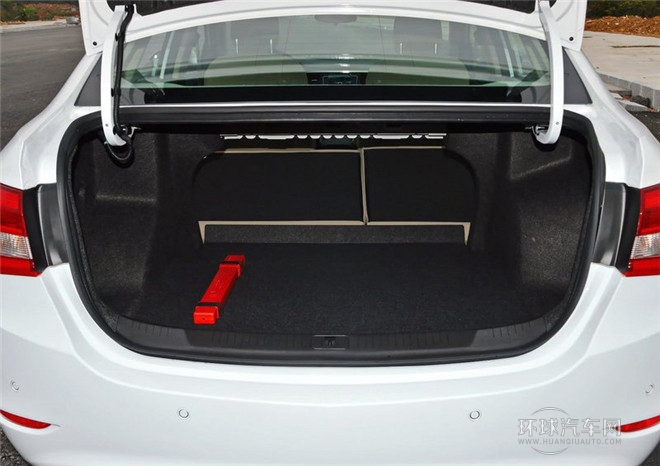 2015款 15N 自動精英型