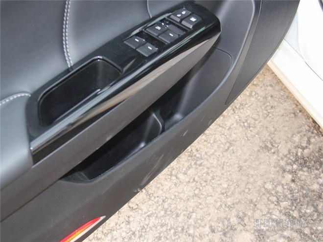 2015款 1.6T 手動風(fēng)尚型