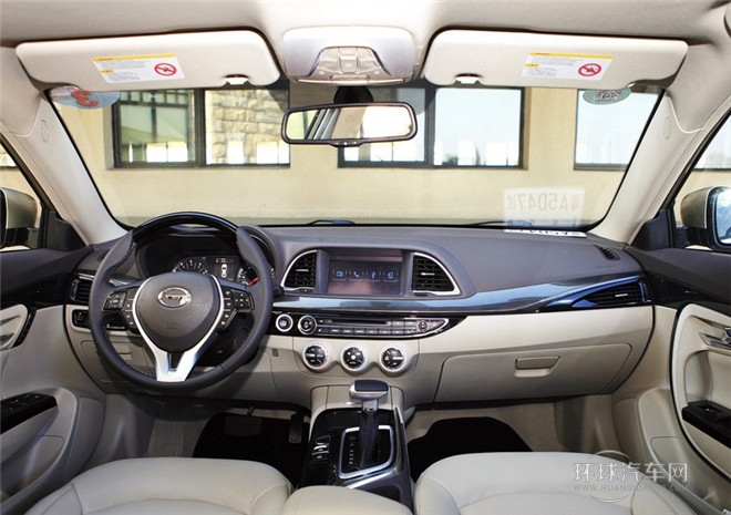 2015款 1.6T 手動風尚型