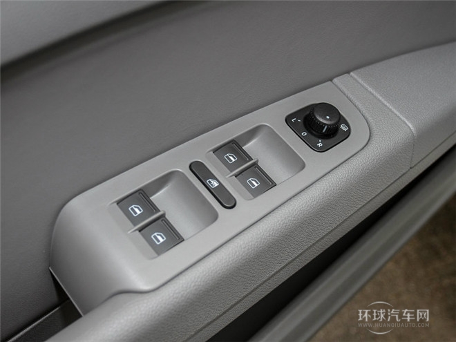 2015款 1.8TSI 手動(dòng)紳仕版