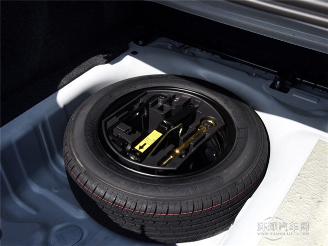 2015款 質(zhì)尚版 1.6L 自動(dòng)時(shí)尚型