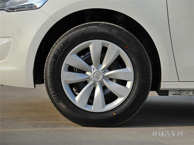 2015款 質尚版 1.6L 自動時尚型