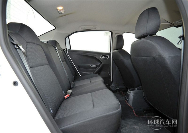 2015款 質尚版 1.6L 自動時尚型