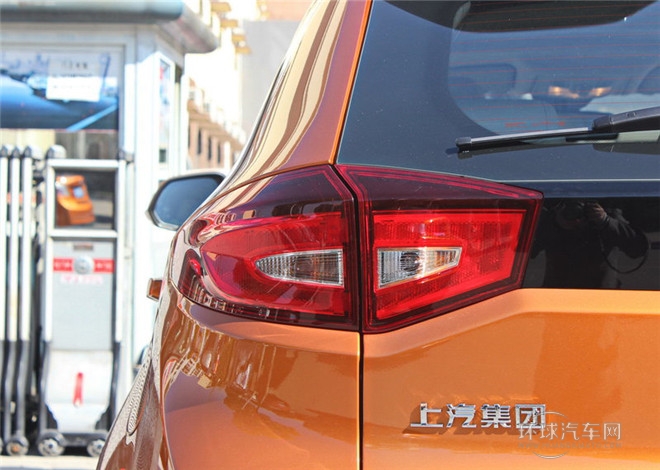 2015款 2.0TGI TST豪華版