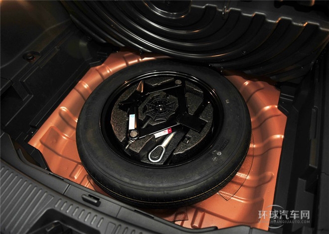 2015款 2.0TGI TST豪華版