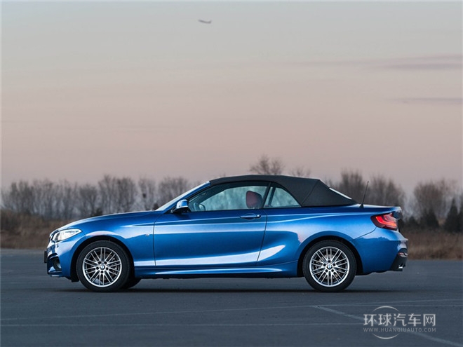 2015款 220i 敞篷轎跑車 領先型