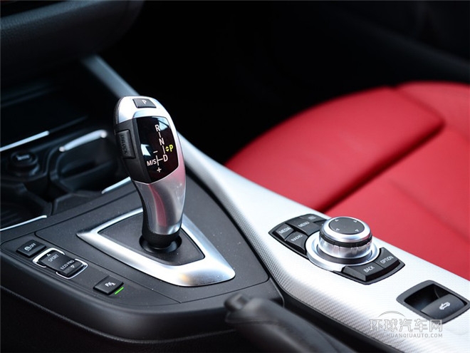 2015款 220i 敞篷轎跑車 M運動型