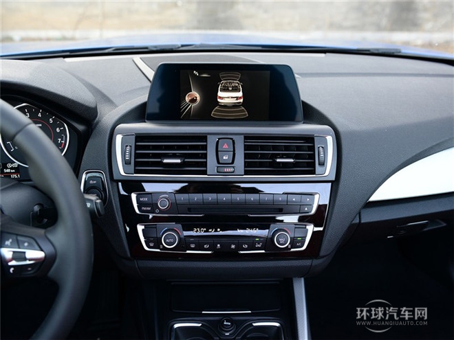 2015款 220i 敞篷轎跑車 M運動型