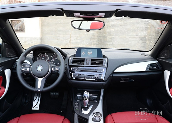 2015款 220i 敞篷轎跑車 M運動型