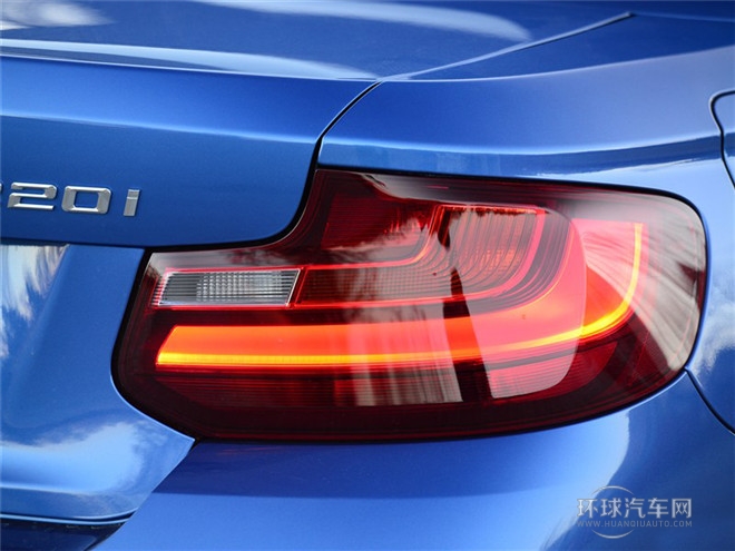 2015款 220i 敞篷轎跑車 M運動型