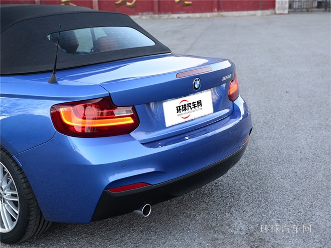 2015款 220i 敞篷轎跑車(chē) M運(yùn)動(dòng)型