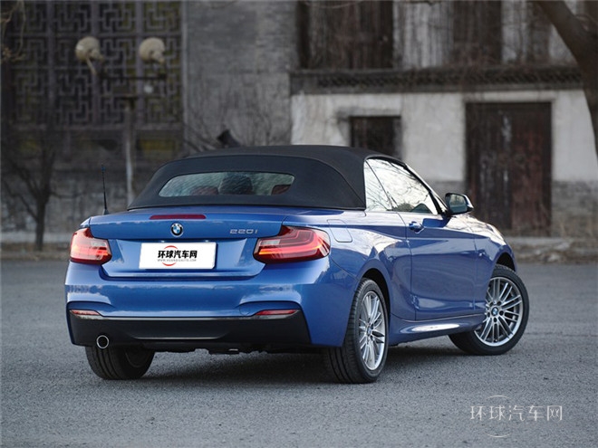2015款 220i 敞篷轎跑車 M運動型