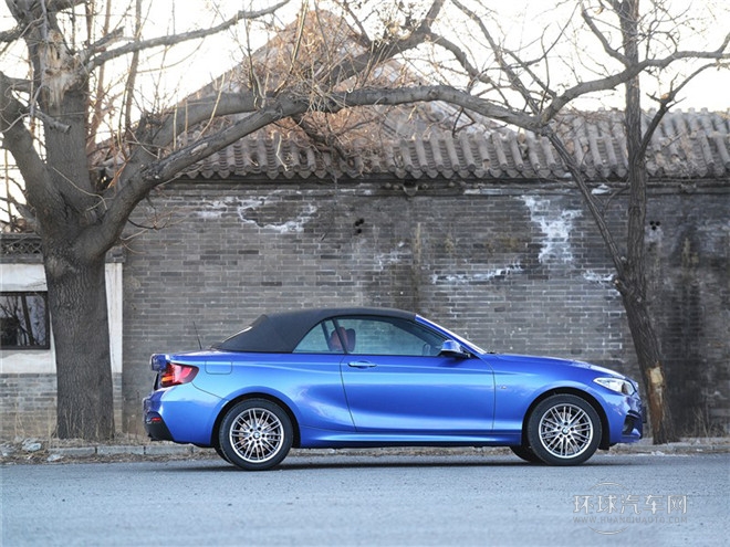 2015款 220i 敞篷轎跑車 M運動型