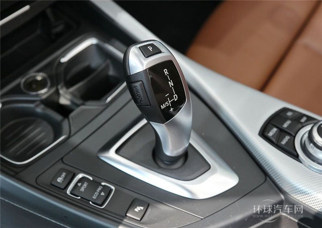 2015款 218i 敞篷轎跑車