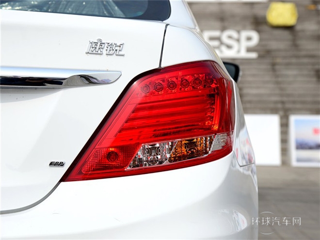 2015款 1.5L 手動豪華型