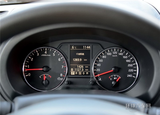 2015款 2.0L CVT四驅夢想版