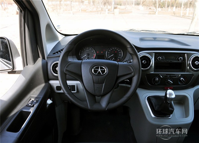 2015款 1.6L 豪華型