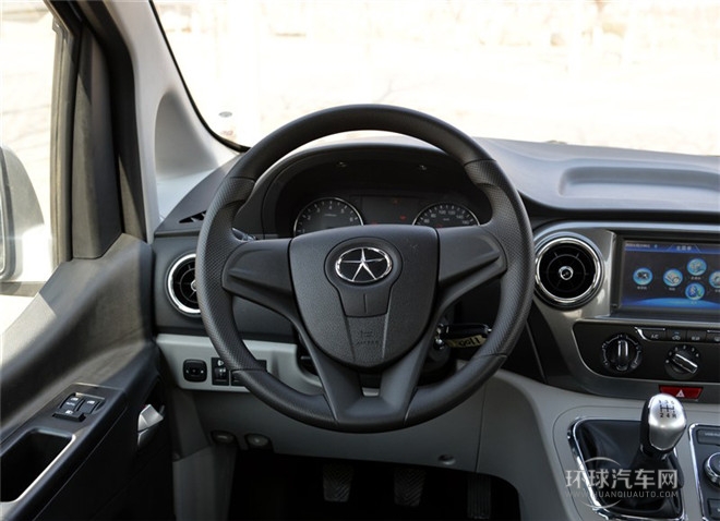 2015款 1.6L 豪華智能型