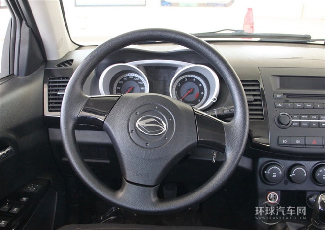 2015款 探索版 2.0T 柴油4X2豪華型