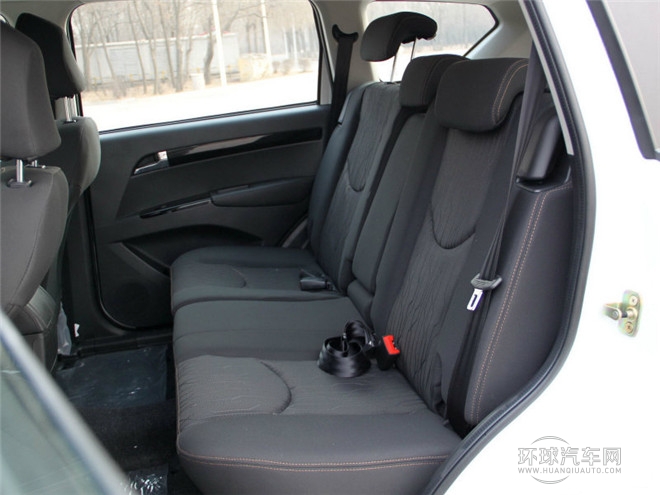 2015款 探索版 2.0T 柴油4X4超豪華型