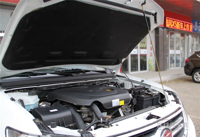 2015款 探索版 2.0T 柴油4X4超豪華型